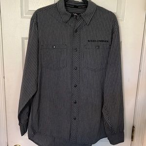 Gently worn men’s Harley Davidson shirt. Size Medium Tall.